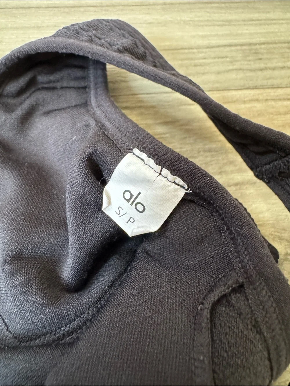 Alo Yoga Black Seamless Cable Knit Sports Bra Size Small